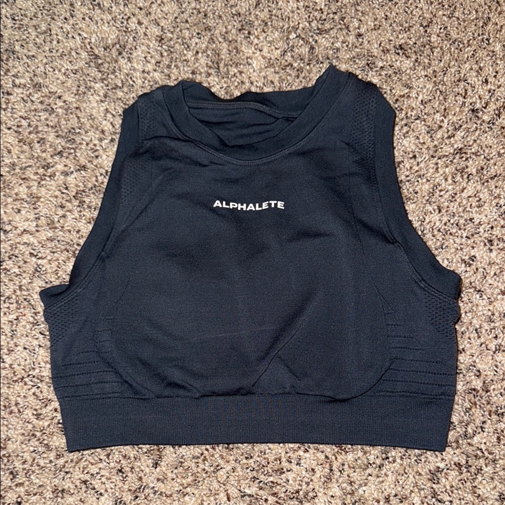 Alphalete sports bra